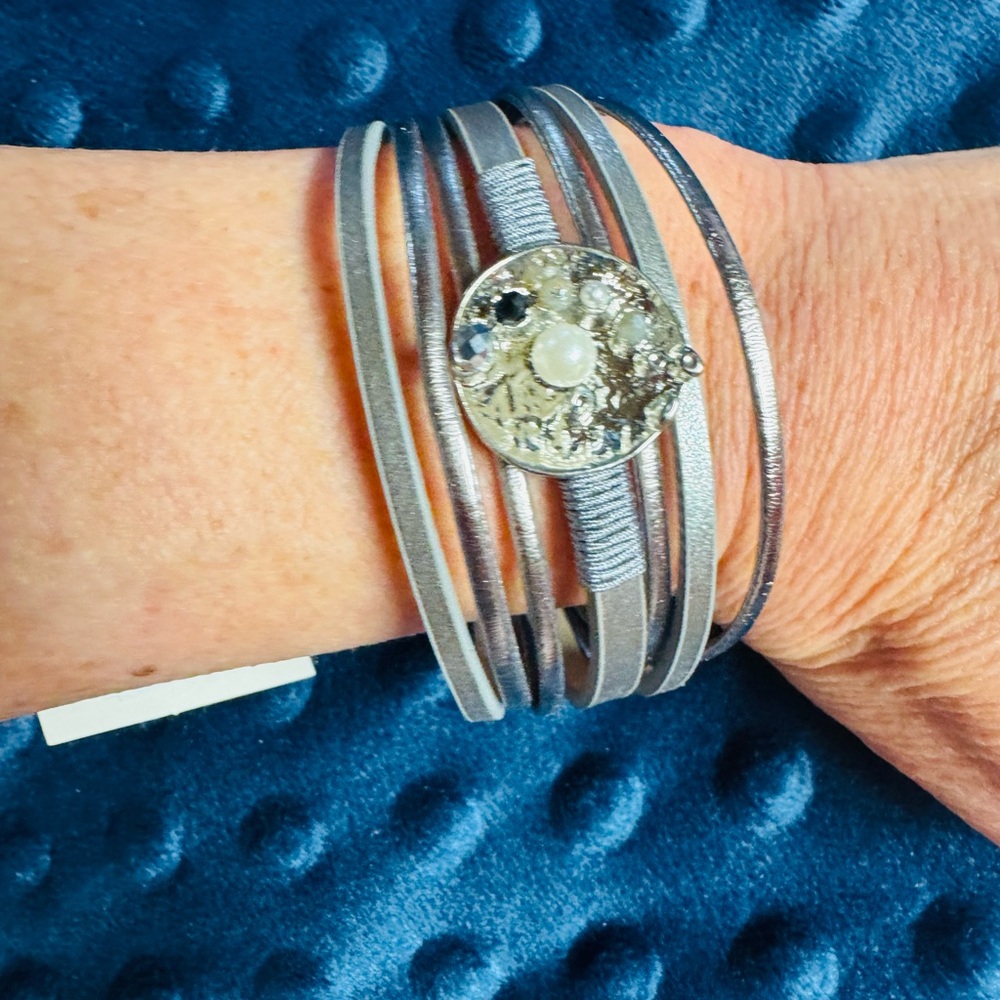 Source Unknown Silver Multi-Strand Bracelet
